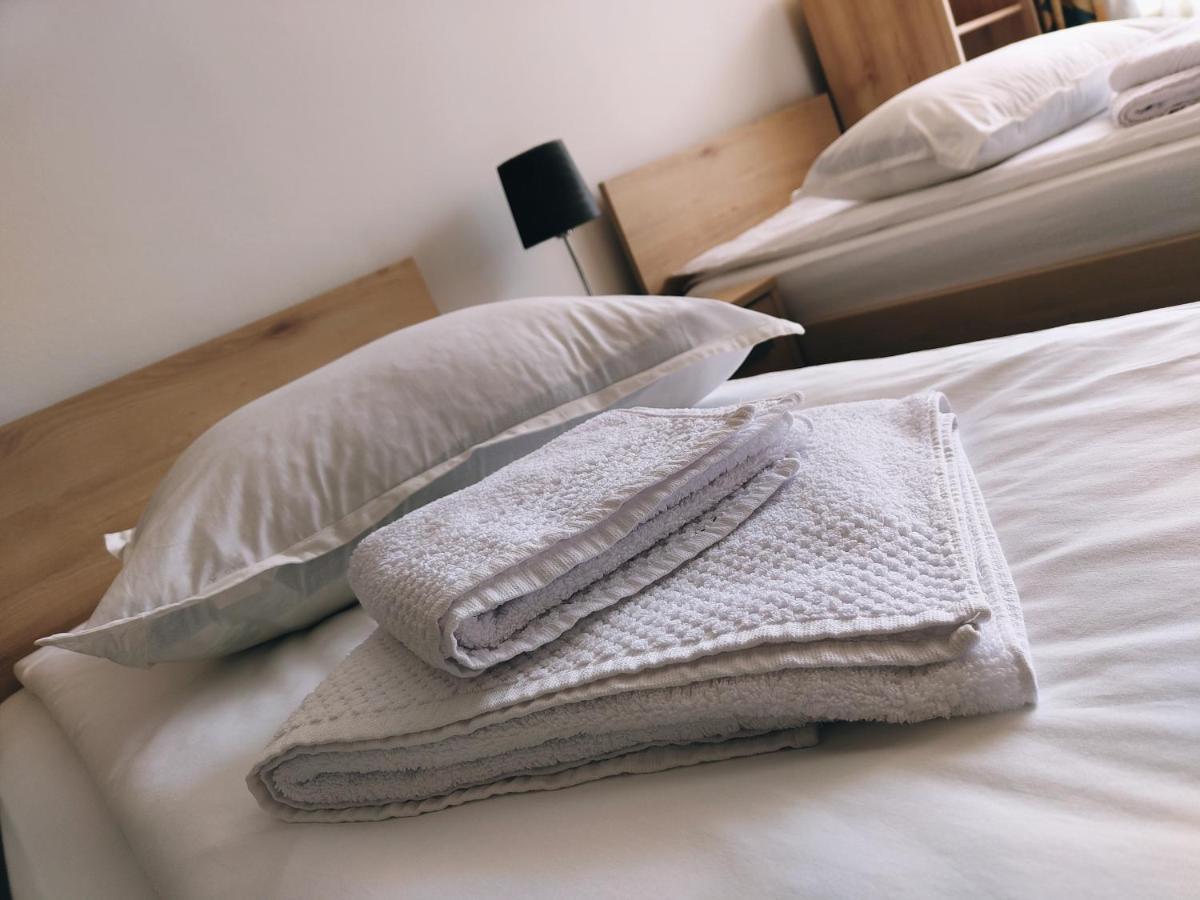 Ten'S Apartment - Spatios Si Linistit 克卢日-纳波卡 外观 照片